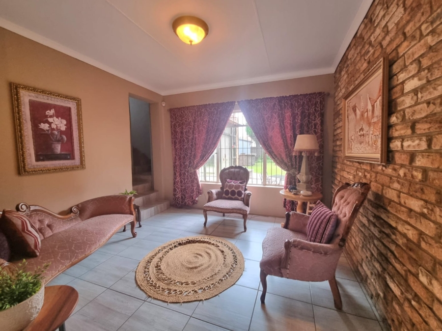 3 Bedroom Property for Sale in Vanderbijlpark SE 4 Gauteng