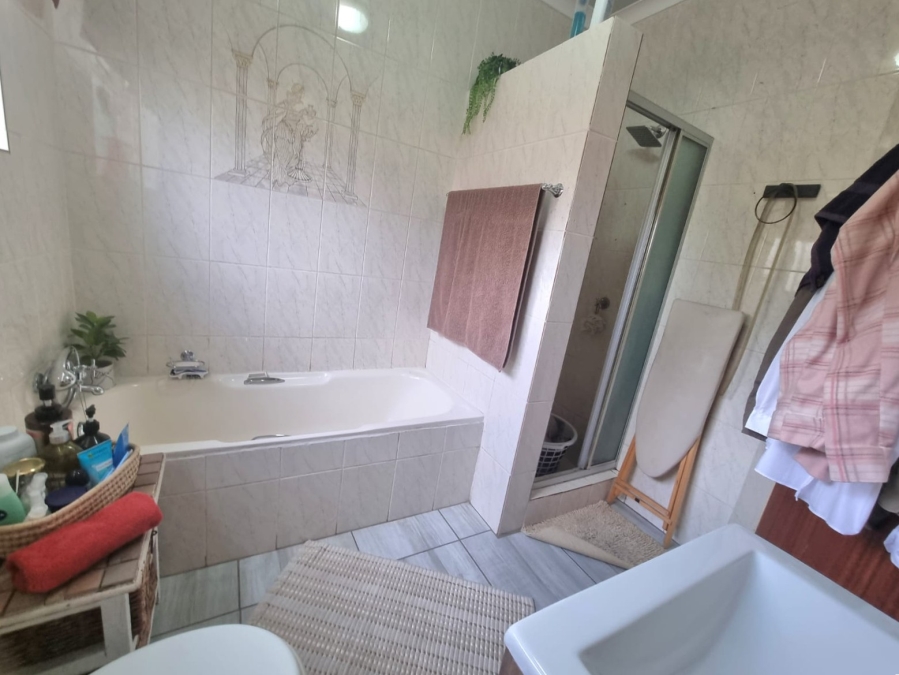 3 Bedroom Property for Sale in Vanderbijlpark SE 4 Gauteng