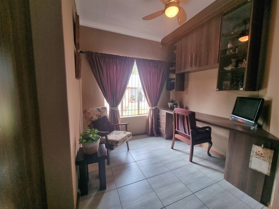3 Bedroom Property for Sale in Vanderbijlpark SE 4 Gauteng