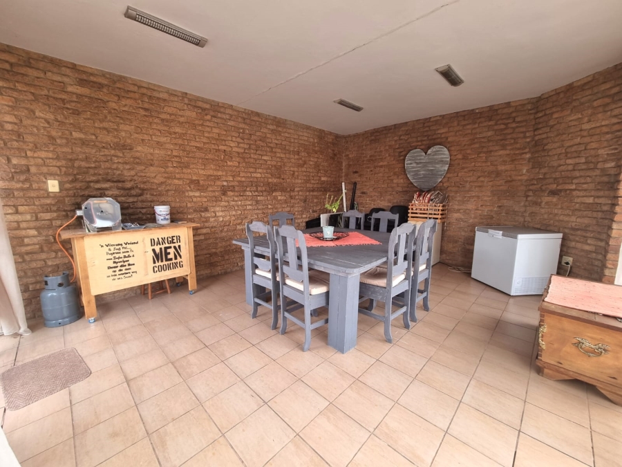 3 Bedroom Property for Sale in Vanderbijlpark SE 4 Gauteng