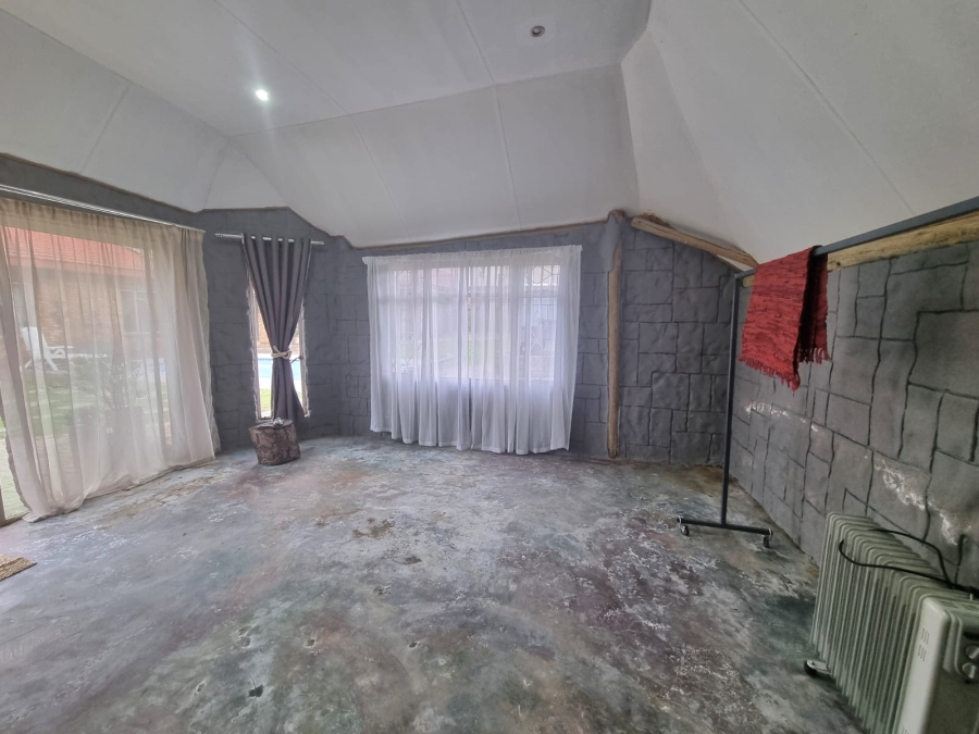3 Bedroom Property for Sale in Vanderbijlpark SE 4 Gauteng