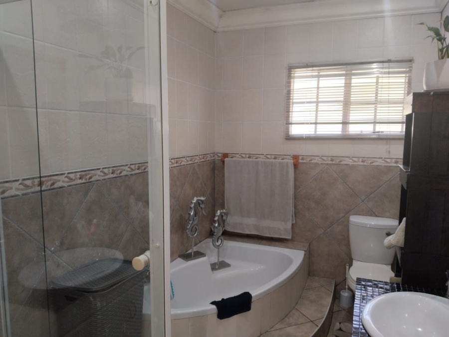 3 Bedroom Property for Sale in Riversdale Gauteng