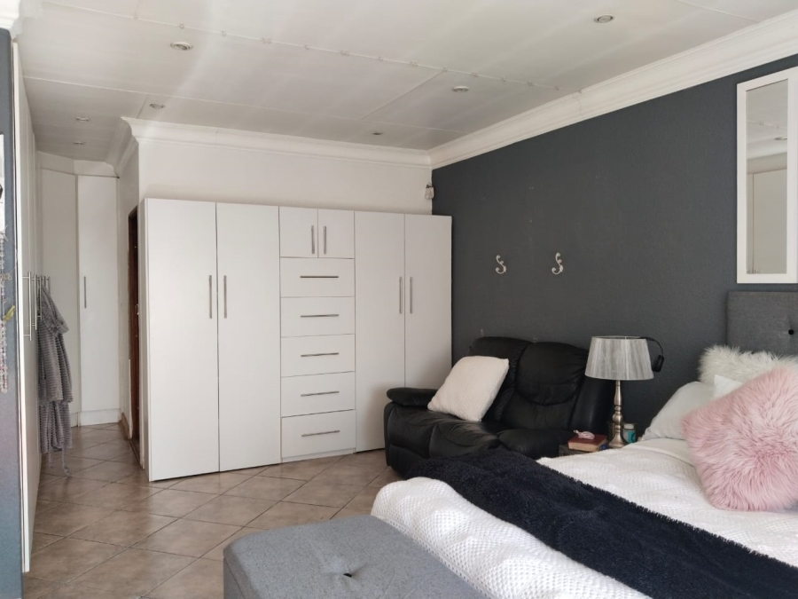 3 Bedroom Property for Sale in Riversdale Gauteng