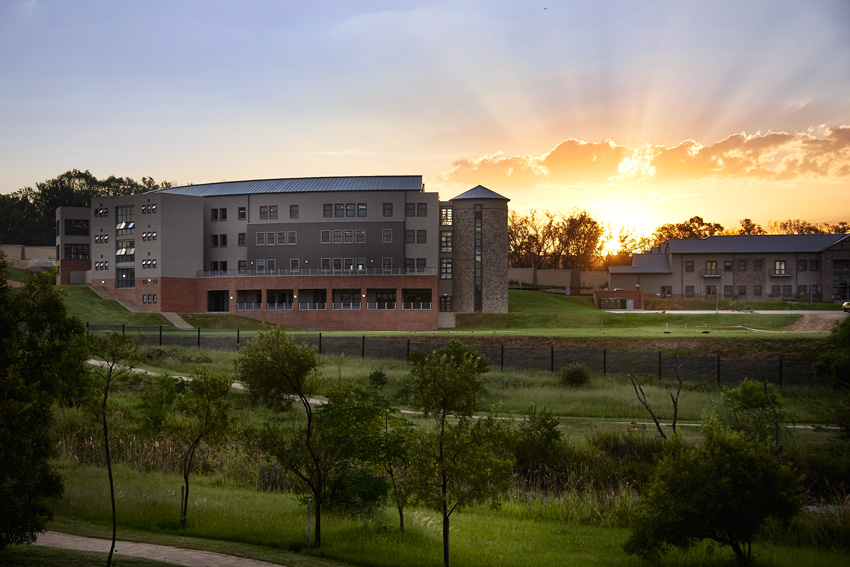 4 Bedroom Property for Sale in Waterfall Country Village Gauteng