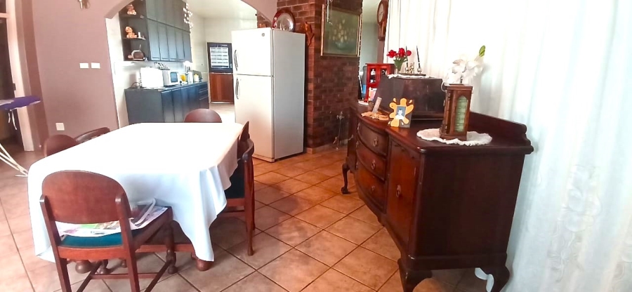 4 Bedroom Property for Sale in Nelsonia Gauteng