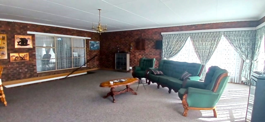 4 Bedroom Property for Sale in Nelsonia Gauteng