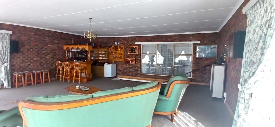 4 Bedroom Property for Sale in Nelsonia Gauteng
