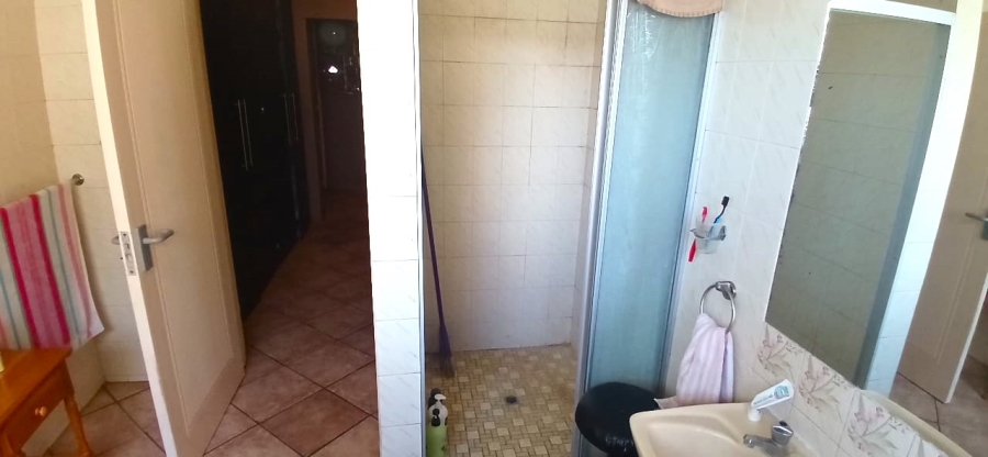 4 Bedroom Property for Sale in Nelsonia Gauteng
