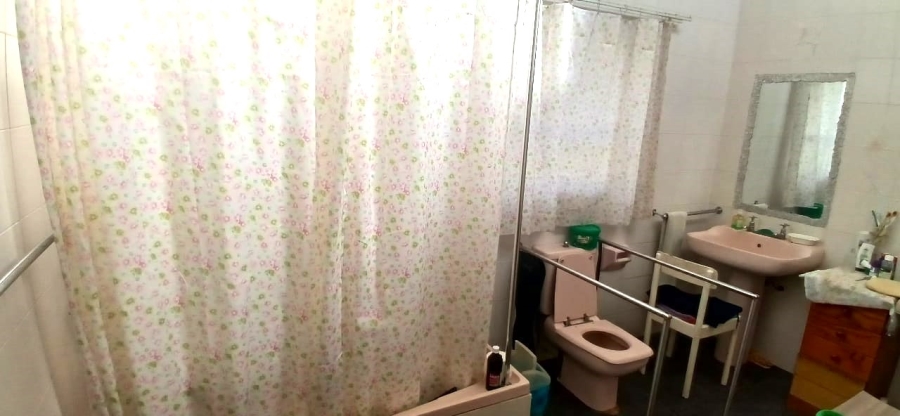 4 Bedroom Property for Sale in Nelsonia Gauteng