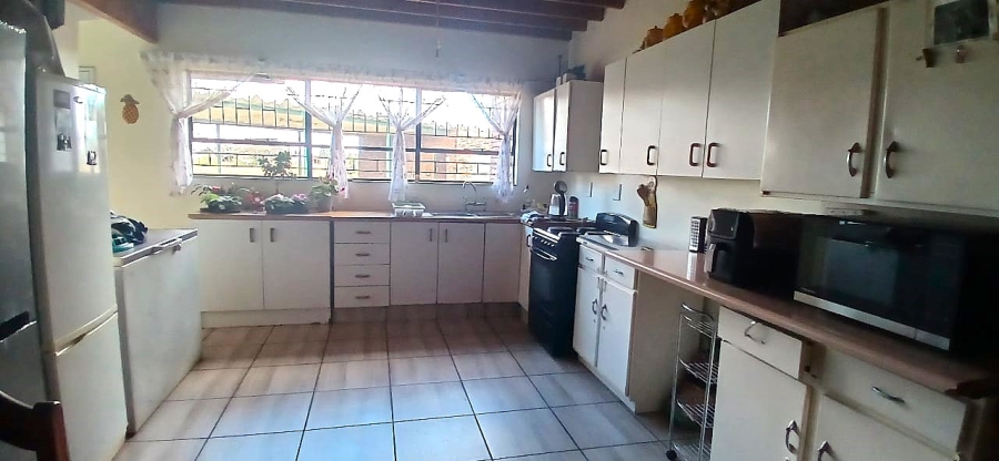 4 Bedroom Property for Sale in Nelsonia Gauteng