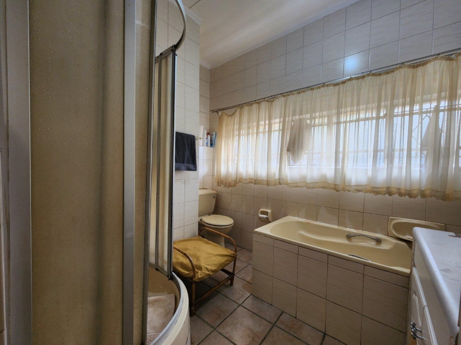3 Bedroom Property for Sale in Peacehaven Gauteng