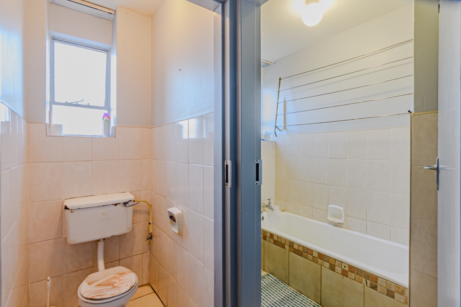 2 Bedroom Property for Sale in Moregloed Gauteng