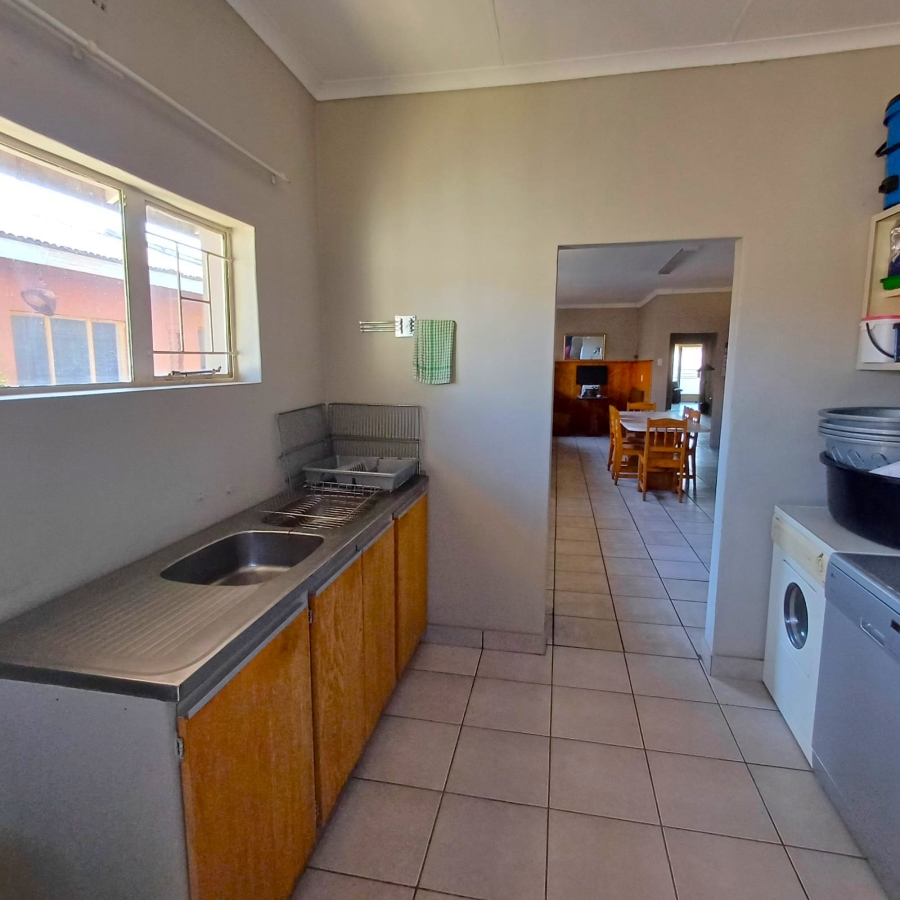 4 Bedroom Property for Sale in Buyscelia Gauteng