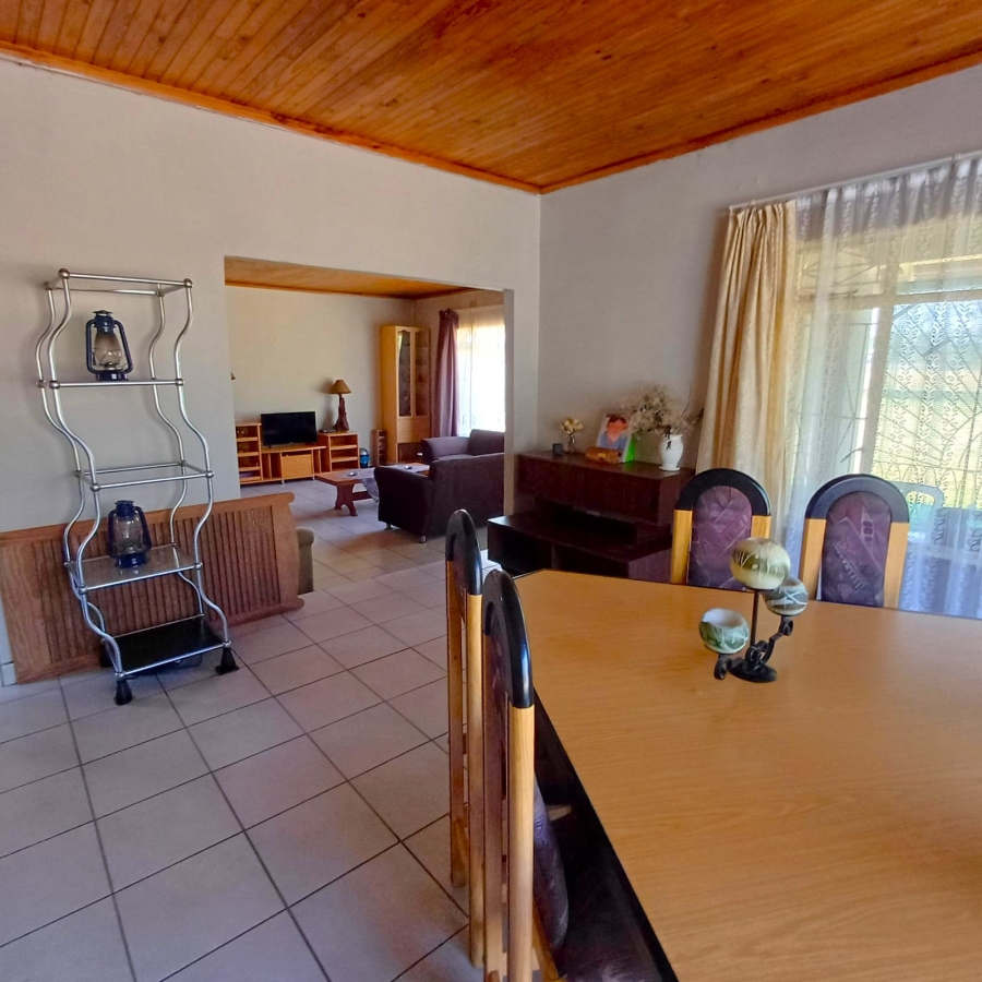 4 Bedroom Property for Sale in Buyscelia Gauteng