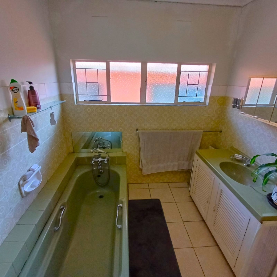 4 Bedroom Property for Sale in Buyscelia Gauteng
