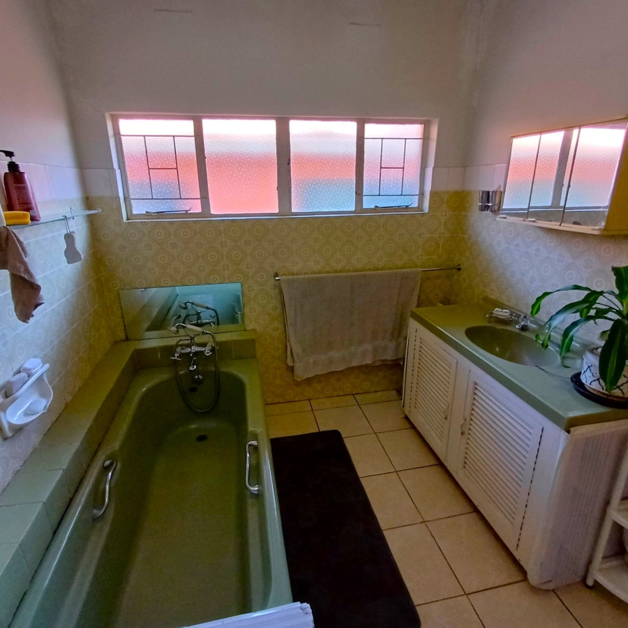 4 Bedroom Property for Sale in Buyscelia Gauteng