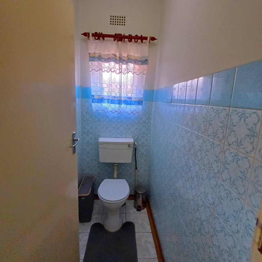 4 Bedroom Property for Sale in Buyscelia Gauteng