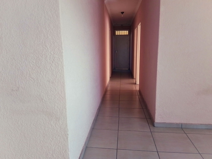 3 Bedroom Property for Sale in Finsbury Gauteng