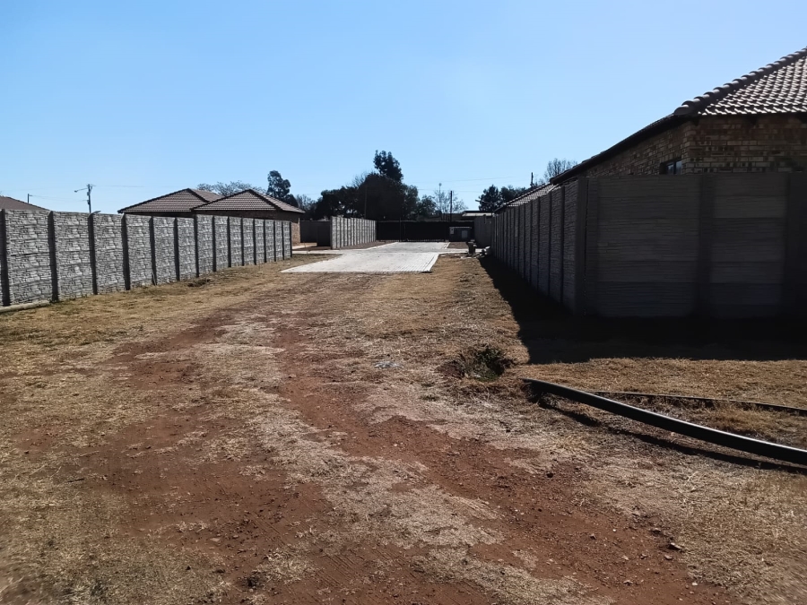 0 Bedroom Property for Sale in Kookrus Gauteng