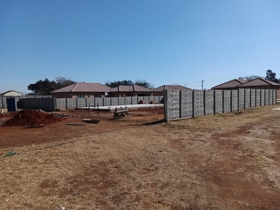 0 Bedroom Property for Sale in Kookrus Gauteng