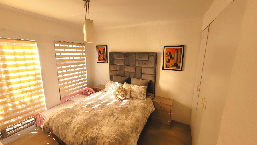 2 Bedroom Property for Sale in Kibler Park Gauteng