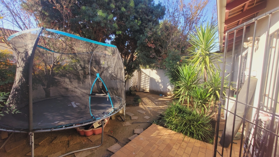 2 Bedroom Property for Sale in Kibler Park Gauteng