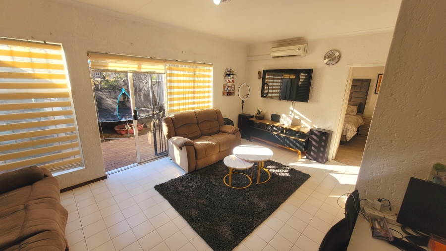 2 Bedroom Property for Sale in Kibler Park Gauteng