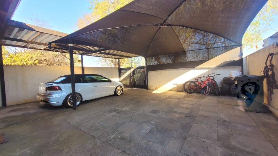 2 Bedroom Property for Sale in Kibler Park Gauteng