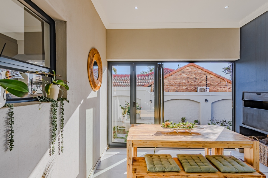 3 Bedroom Property for Sale in Magalieskruin Gauteng