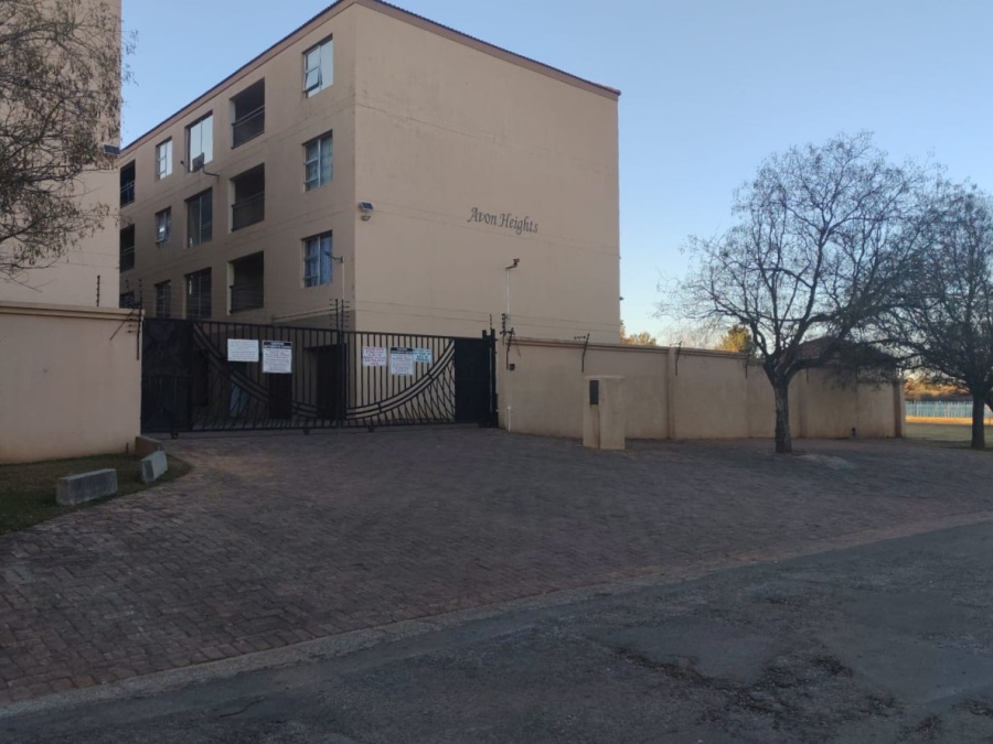 2 Bedroom Property for Sale in Three Rivers Proper Gauteng
