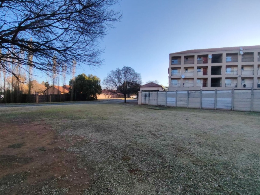 2 Bedroom Property for Sale in Three Rivers Proper Gauteng