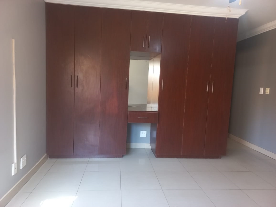 To Let 3 Bedroom Property for Rent in Rensburg Gauteng