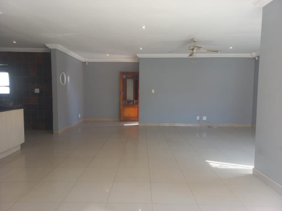 To Let 3 Bedroom Property for Rent in Rensburg Gauteng