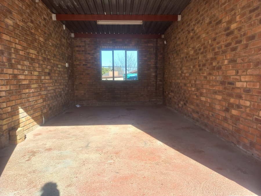 To Let 3 Bedroom Property for Rent in Rensburg Gauteng