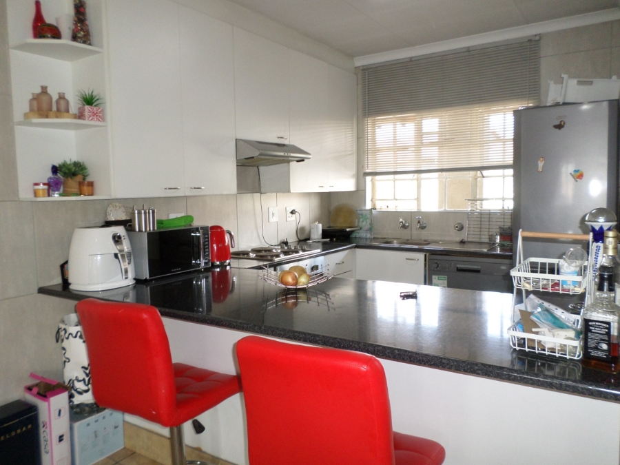 2 Bedroom Property for Sale in Freeway Park Gauteng