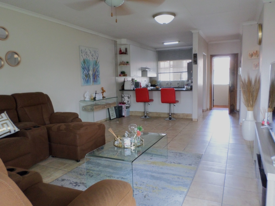 2 Bedroom Property for Sale in Freeway Park Gauteng
