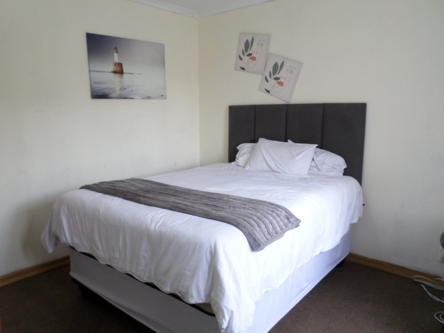 2 Bedroom Property for Sale in Freeway Park Gauteng