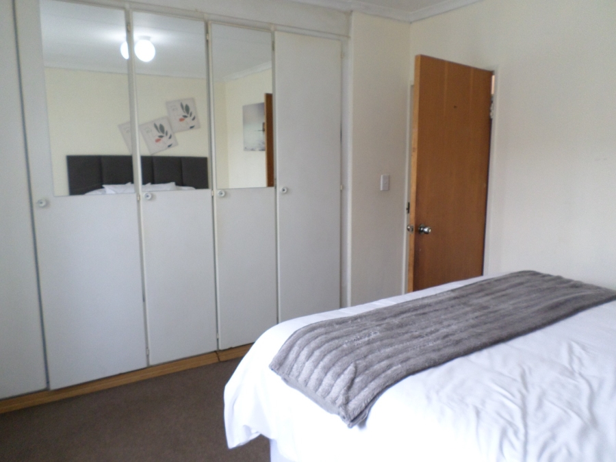 2 Bedroom Property for Sale in Freeway Park Gauteng