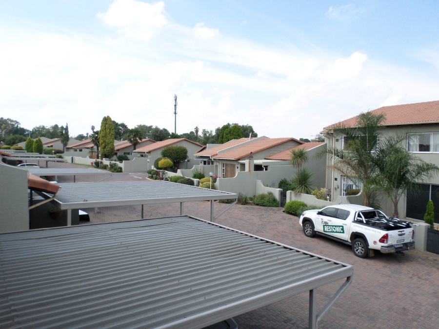 2 Bedroom Property for Sale in Freeway Park Gauteng