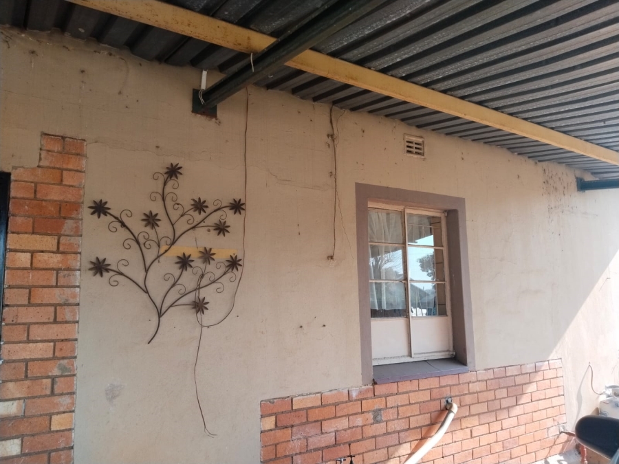 2 Bedroom Property for Sale in Rothdene Gauteng