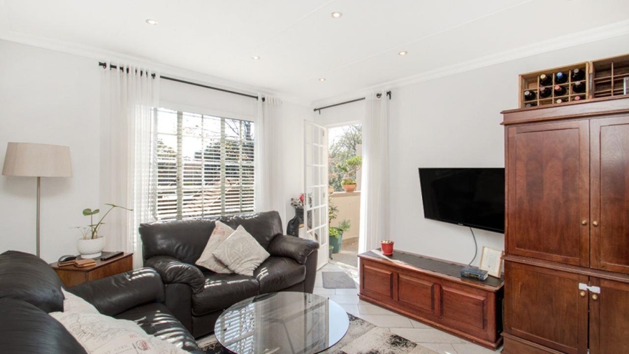 1 Bedroom Property for Sale in Paulshof Gauteng