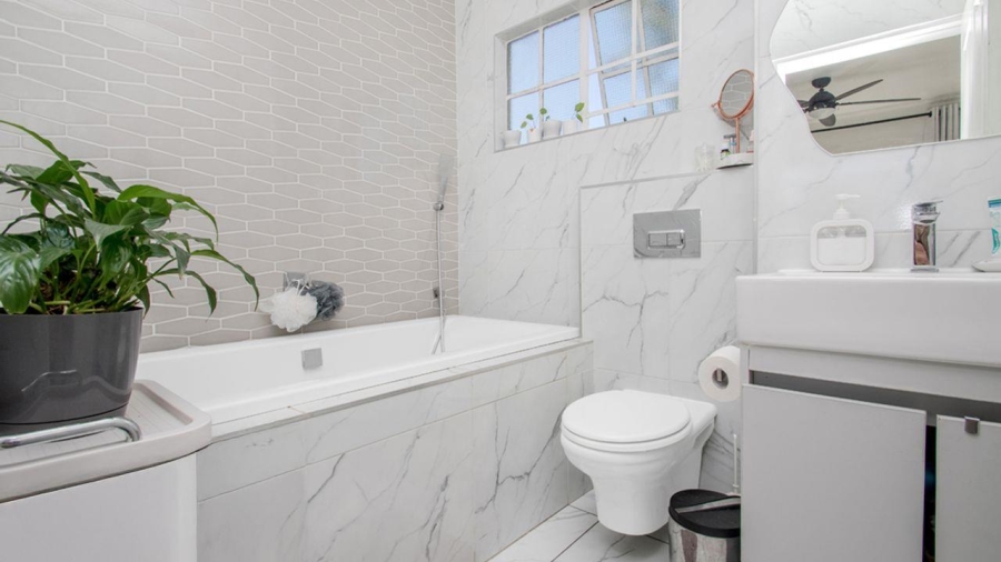 1 Bedroom Property for Sale in Paulshof Gauteng