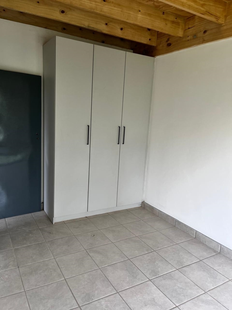 3 Bedroom Property for Sale in Leeuwfontein Gauteng