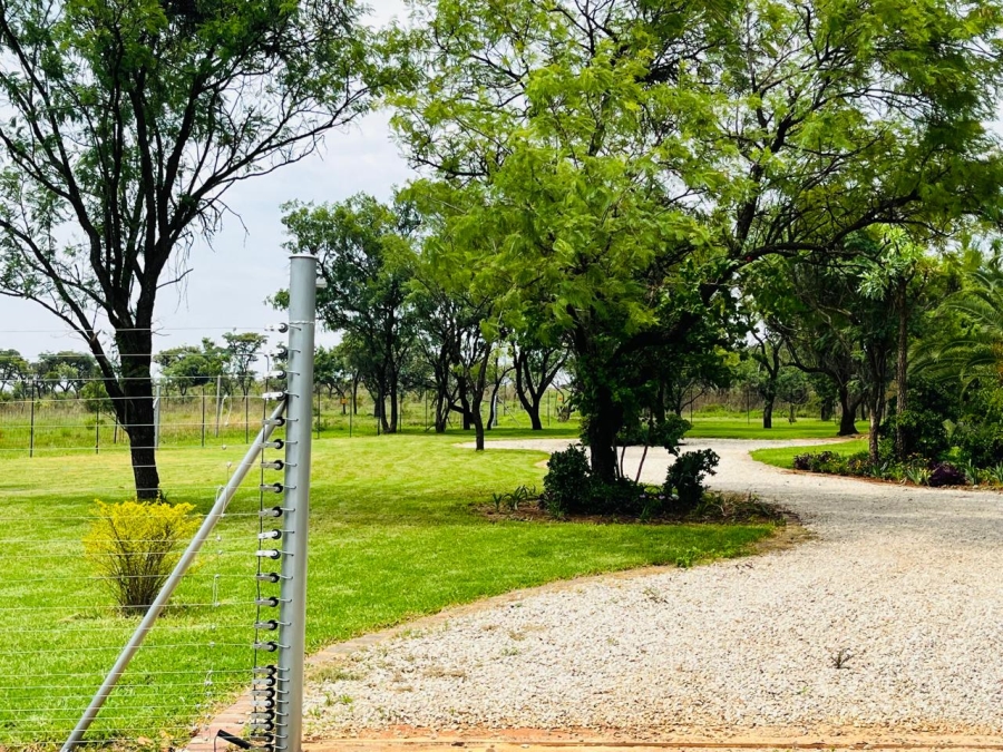 3 Bedroom Property for Sale in Leeuwfontein Gauteng