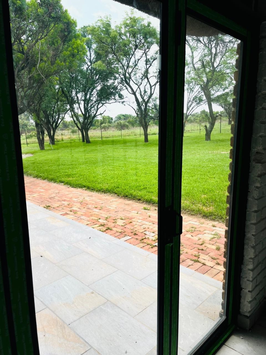 3 Bedroom Property for Sale in Leeuwfontein Gauteng