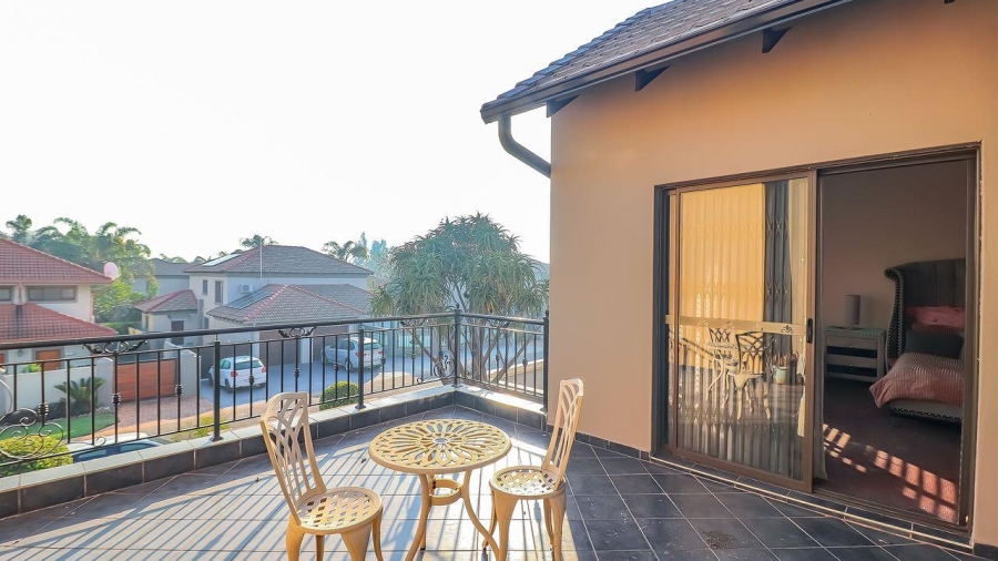 5 Bedroom Property for Sale in Rose Acres Estate Gauteng