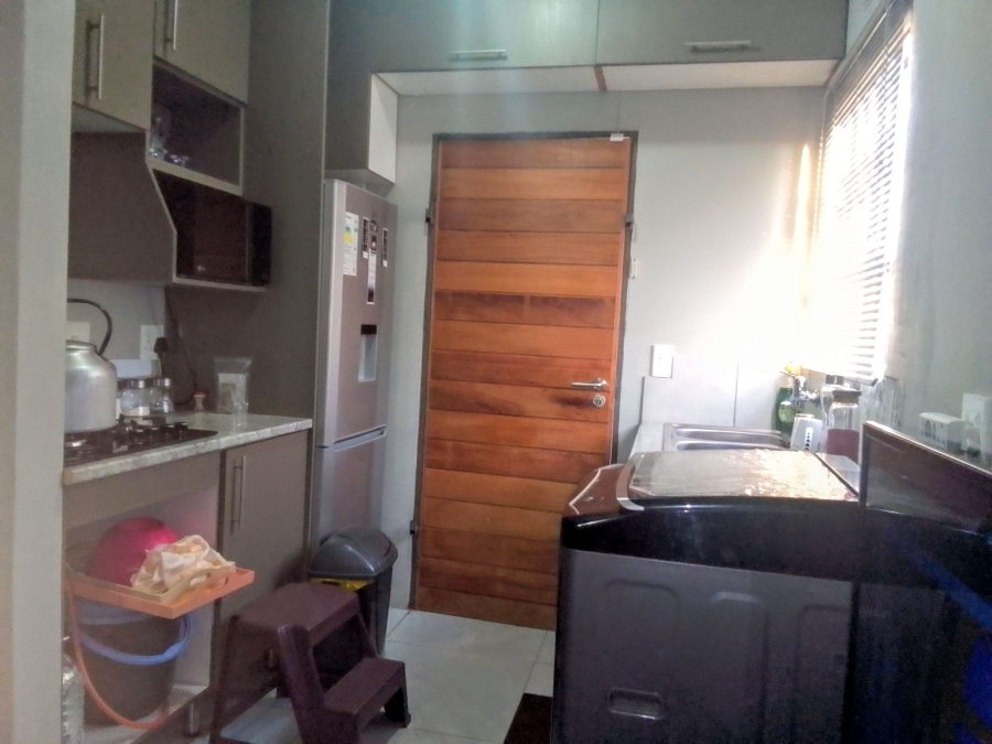 2 Bedroom Property for Sale in Witpoortjie Gauteng