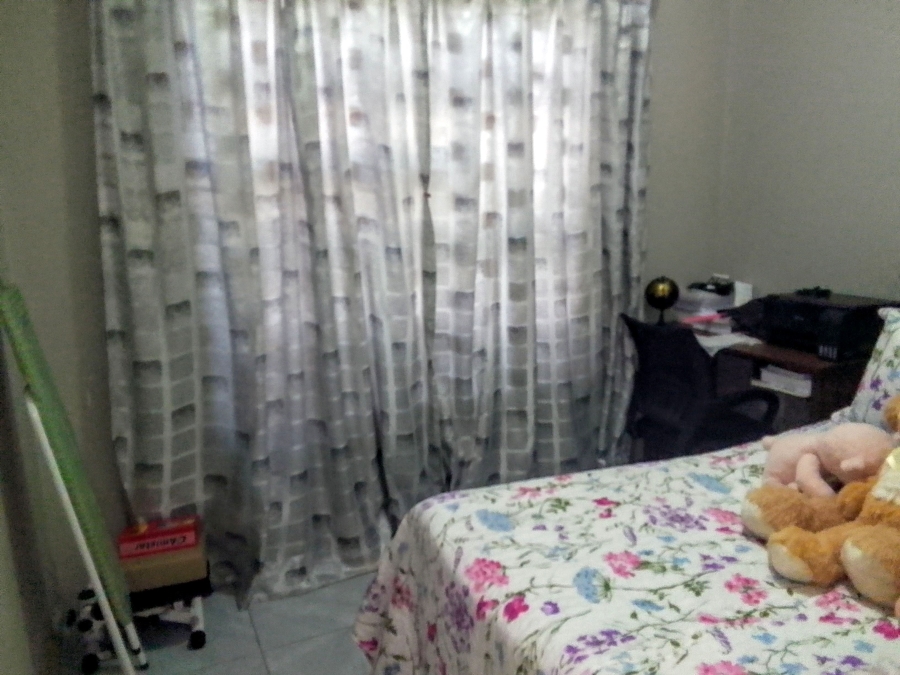 2 Bedroom Property for Sale in Witpoortjie Gauteng