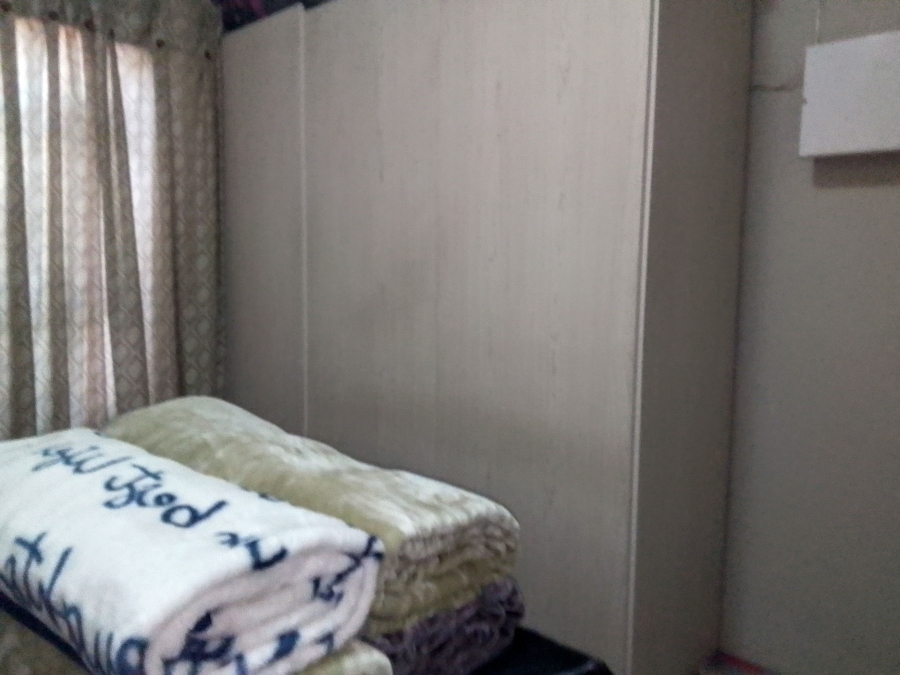 2 Bedroom Property for Sale in Witpoortjie Gauteng