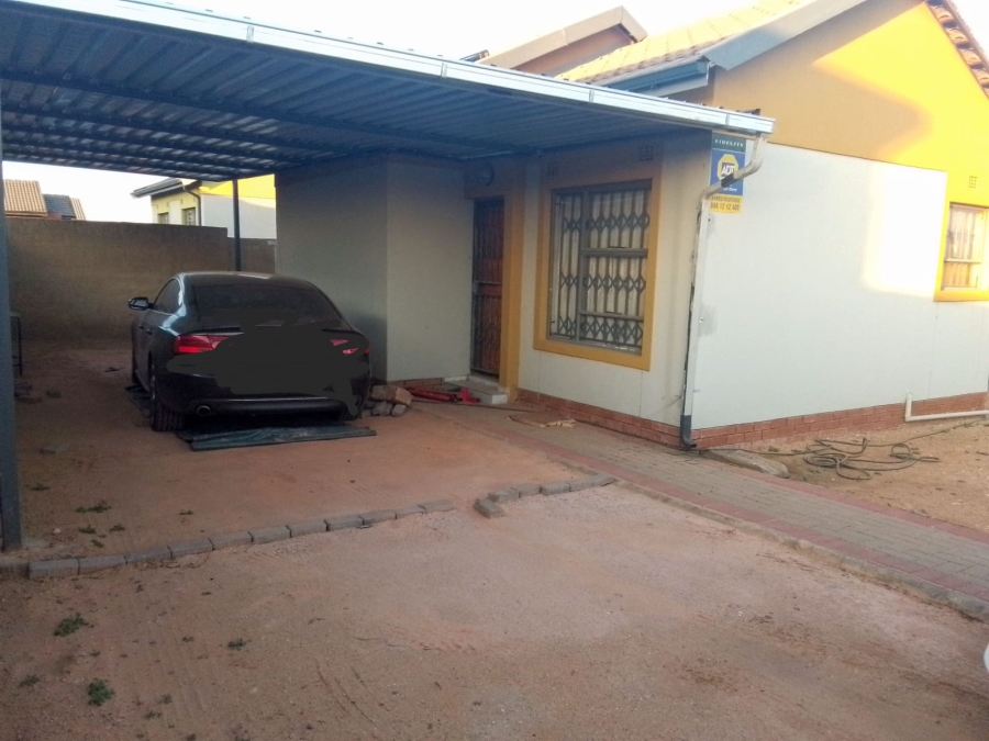 2 Bedroom Property for Sale in Witpoortjie Gauteng